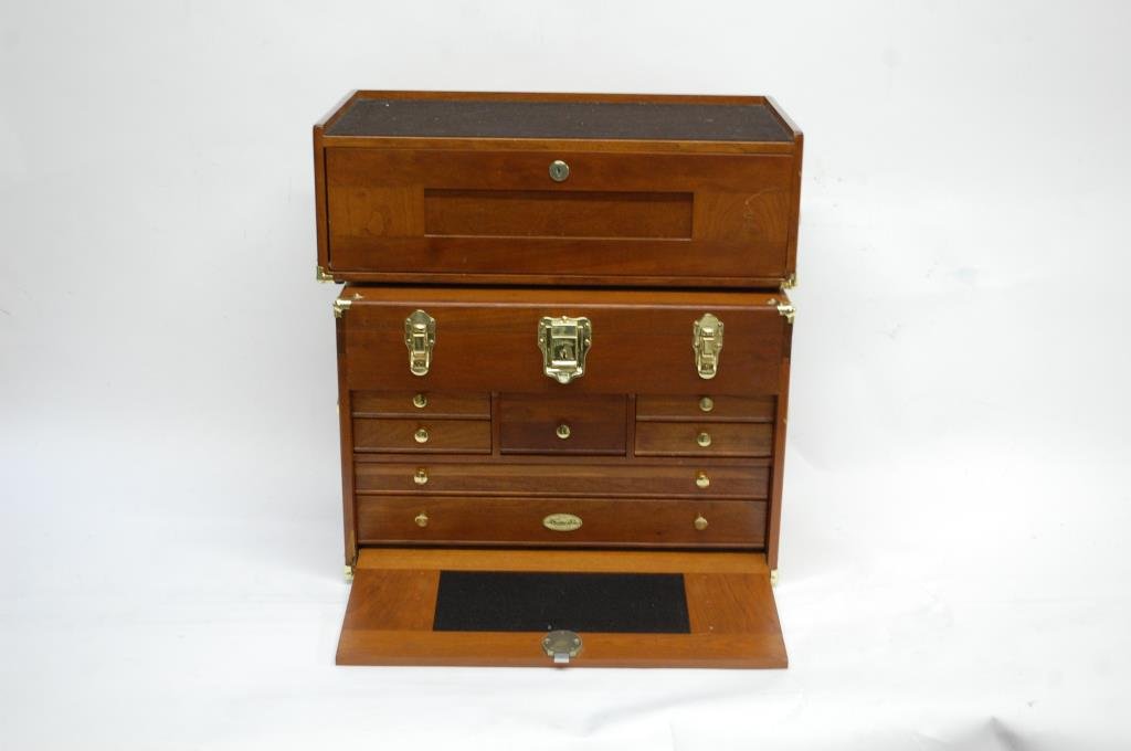 2 Gerstner & Sons Machinist Chests: 2 Gerstner & Sons Machinist Chestschest with brass 20" x 13 3/4" x 10 1/2"