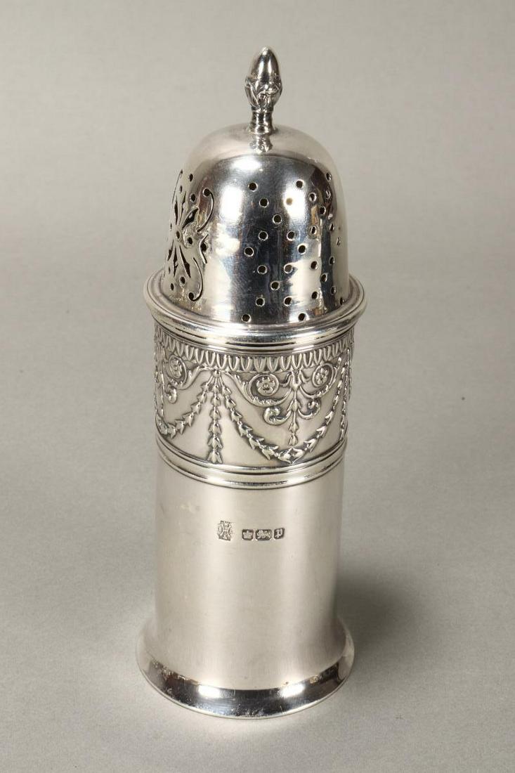Edwardian Sterling Silver Sugar Castor,: hallmarked, Sheffield, 1907, S.H, with acorn finial, above a pierced dome and cylinder body decorated with classical motifs of garlands and flower heads, total weight 147gm, h 17cm