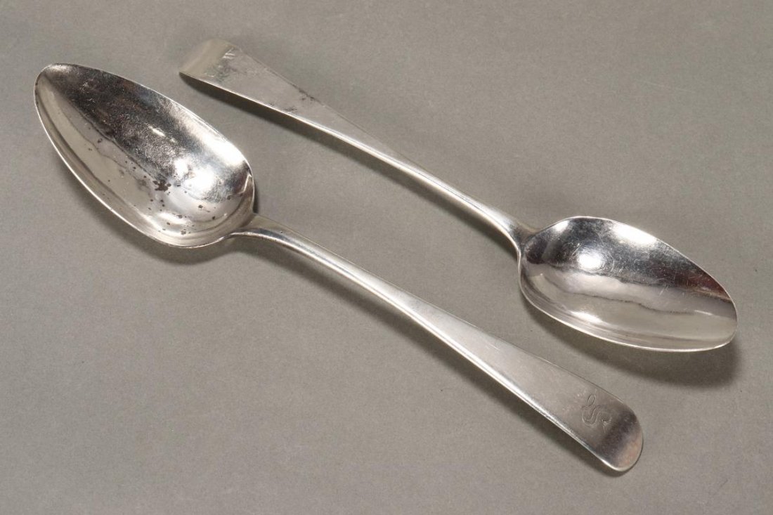 Two George III Sterling Silver Spoons,: hallmarked, London, 1801, 1803, P.B//A.B//W.B (Peter, Anne and William Bateman), i.B (possibly John Bridge), in Old English pattern, total weight 101gm, length 22cm (2)