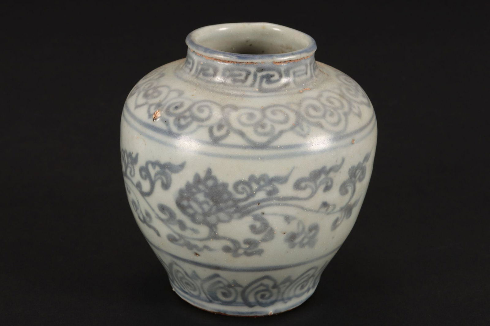 Chinese Yuan Dynasty Blue and White Jar, (1 of 3)