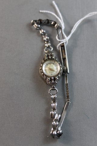 Boering, Maracasite Ladies Watch: stainless steel band, marcasite around face