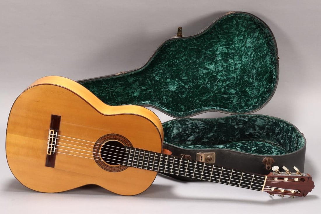 Arcangel Fernandez Flamenco Guitar,: made in Madrid, 1966, built by Marcelo Barbero (Son) for Arcangel Fernandez, inner paper label reading 'Costruida por Marcelo Barbero (Hijo), Para Casa Arcangel Fernandez, Ano 1966, Jesus y Maria 26,