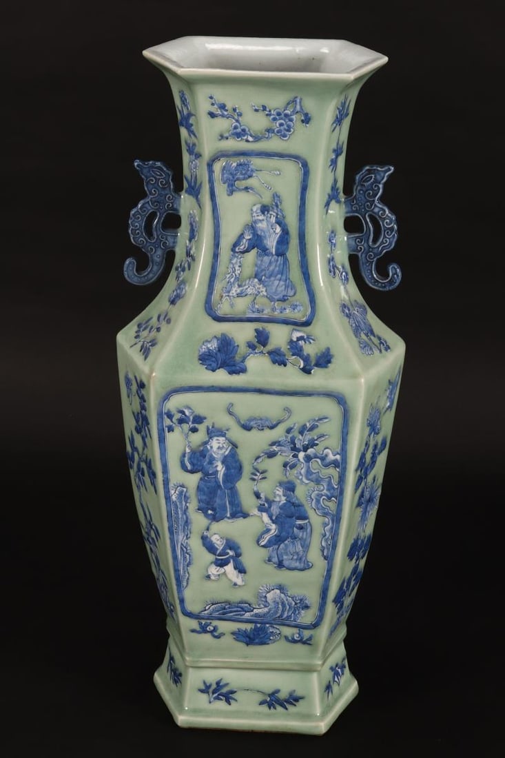 Large Chinese Twin Handled Porcelain Vase, (1 of 8)