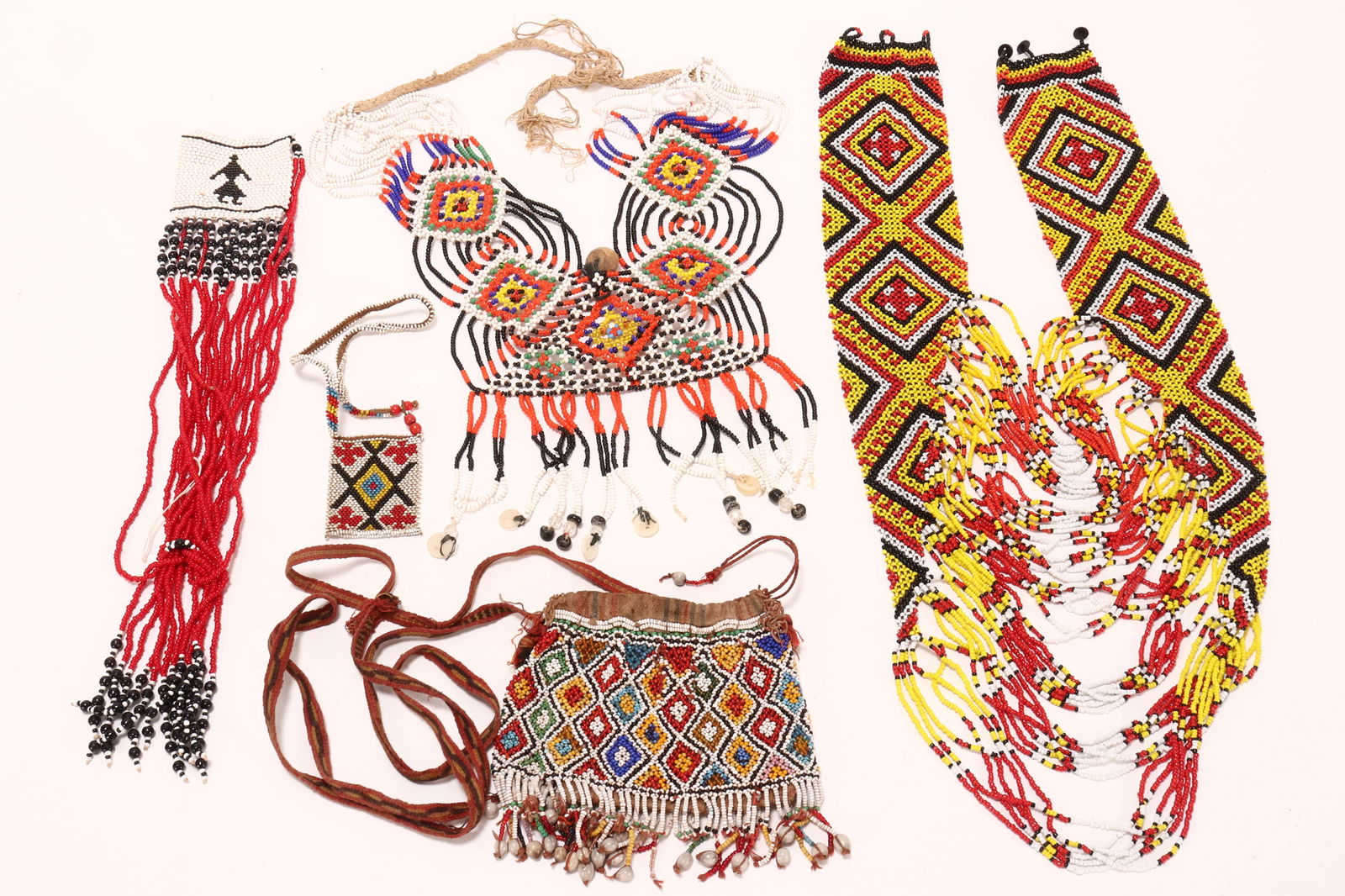 Group of Assorted Bead Items, (1 of 1)