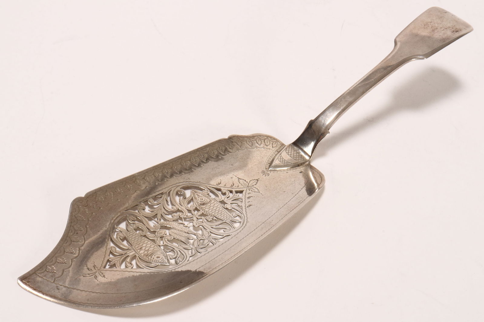 William IV Sterling Silver Fish Knife, (1 of 5)