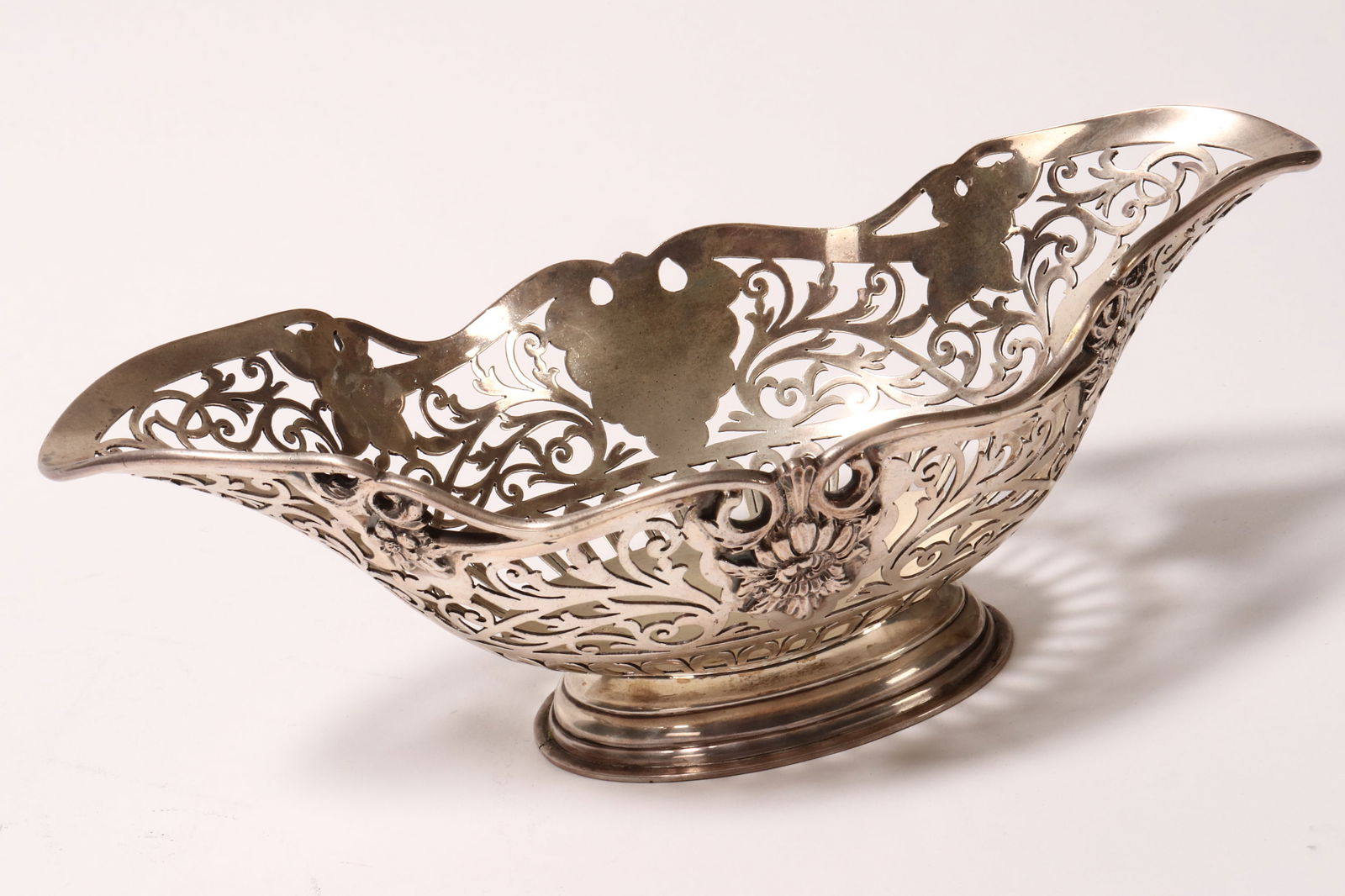 Edwardian Sterling Silver Basket, (1 of 5)