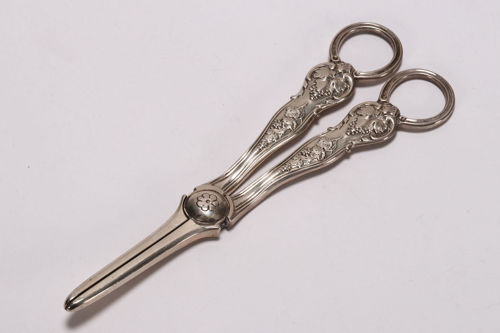 Victorian Sterling Silver Grape Scissors, (1 of 3)