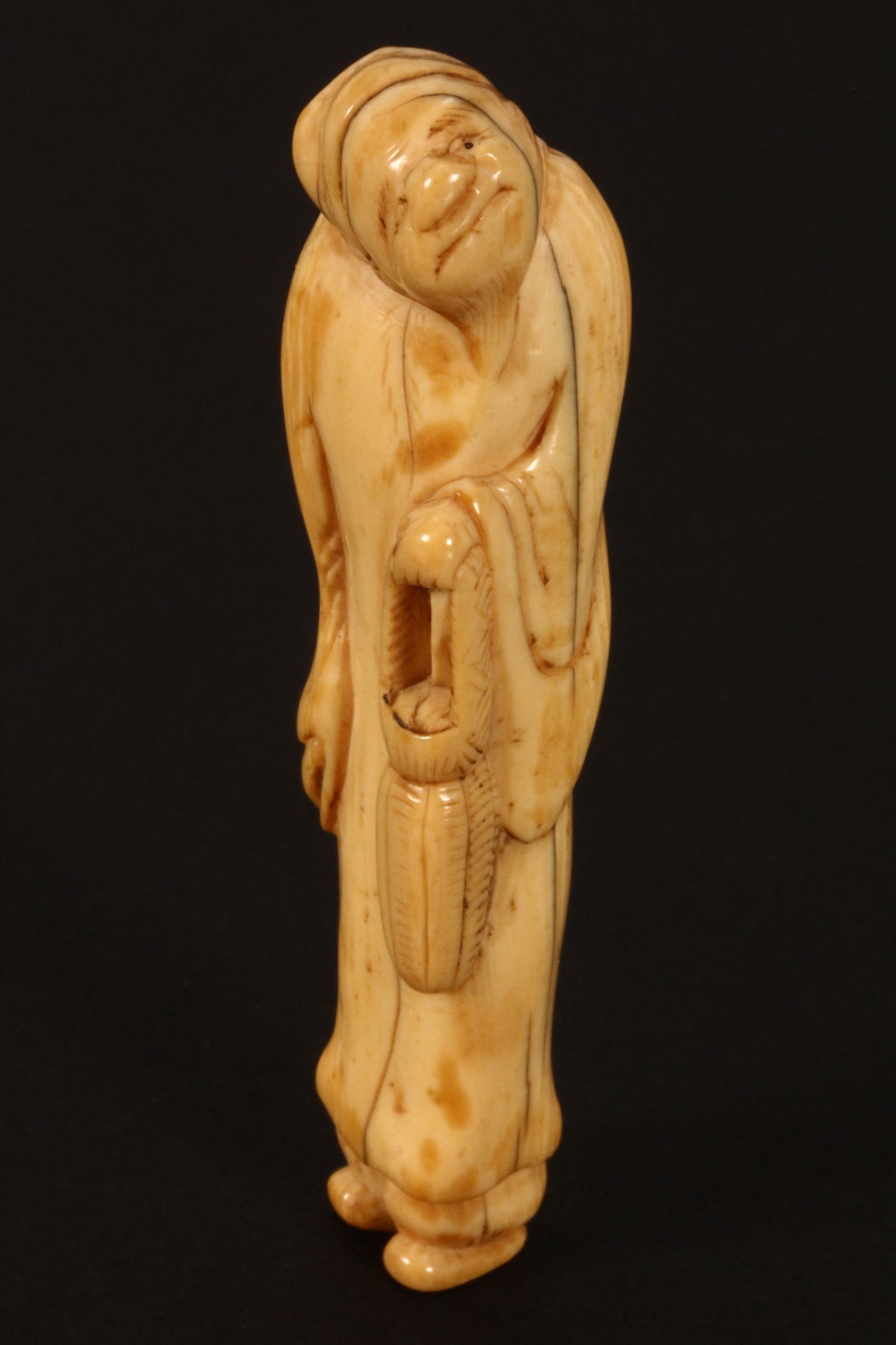 Japanese Edo Period Carved Ivory Netsuke, (1 of 4)