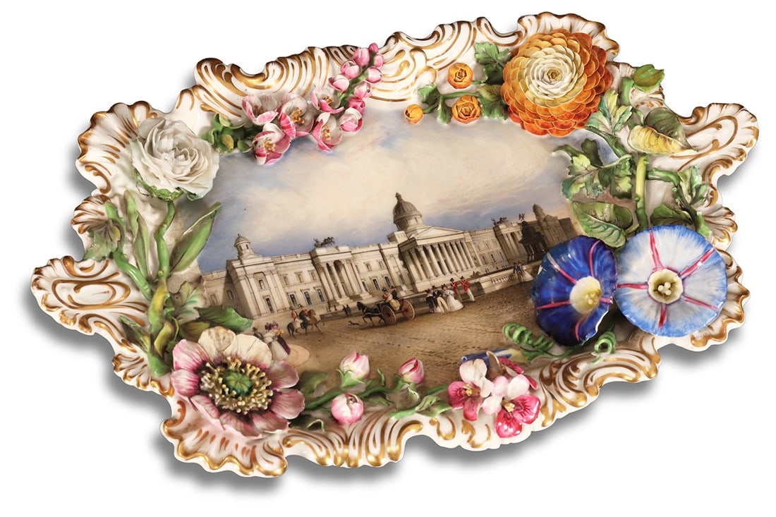 Stunning 19th Century Chamberlains Worcester Twin Handled Porcelain Tray,: with a central rectangular reserve beautifully painted with a scene depicting figures in the foreground of the National Gallery in Trafalgar Square, London, surrounded by various encrusted flowers and