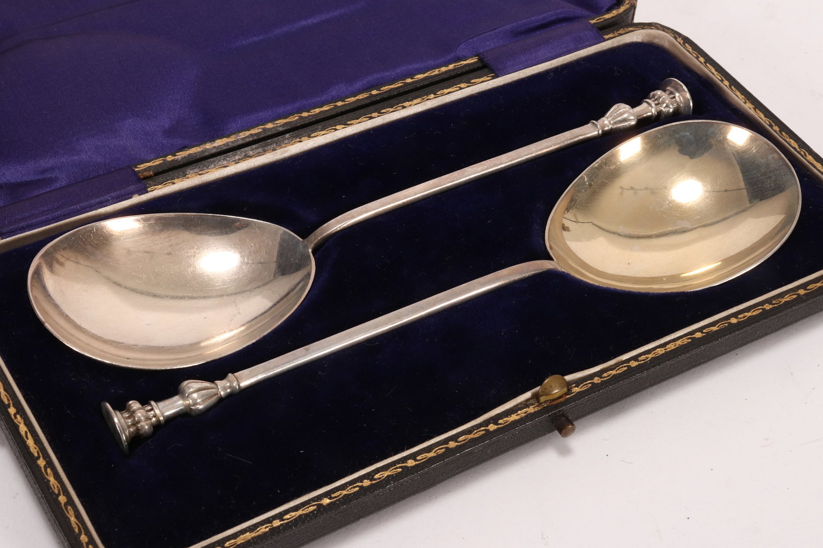 Pair of Edwardian Sterling Silver Seal Top Spoons, (1 of 4)
