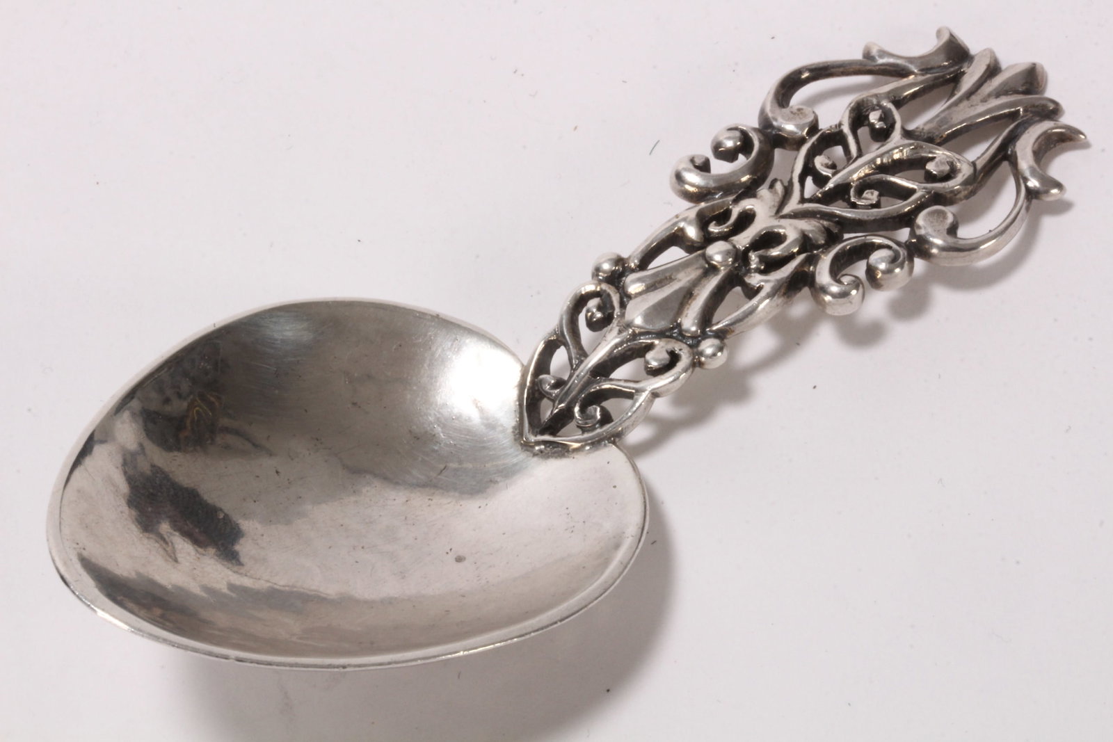 Arts and Crafts Sterling Silver Caddy Spoon, (1 of 4)