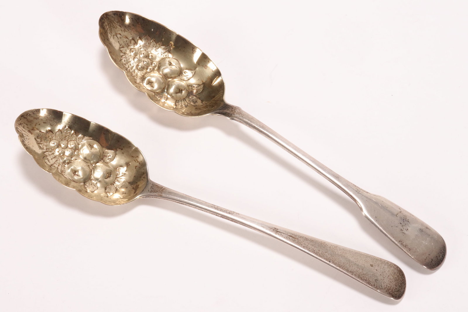 Two George III Sterling Silver Berry Spoons, (1 of 4)