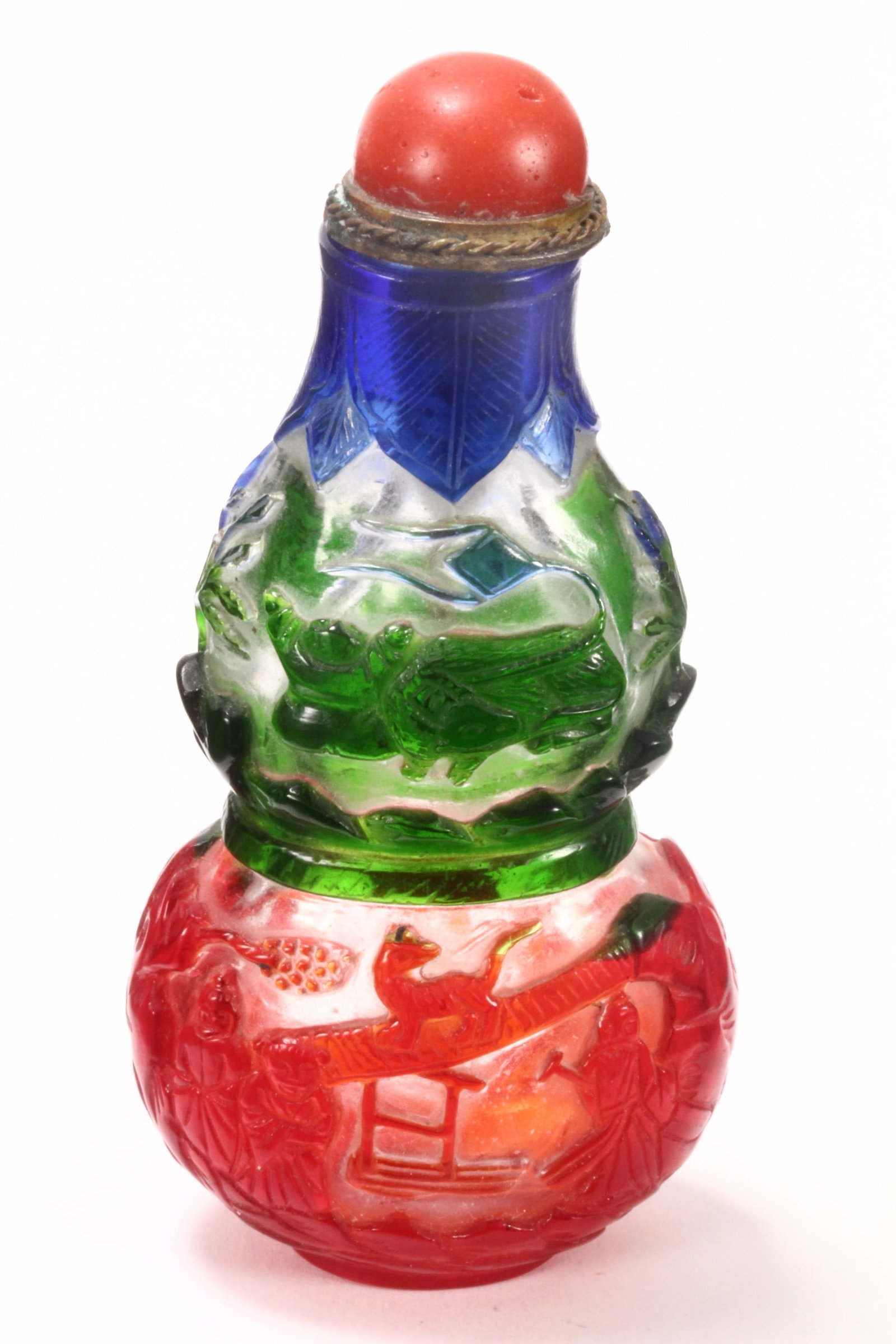 Chinese Qing Dynasty Glass Cameo Snuff Bottle and Stopper,: of double gourd form, set with domed stopper, the body decorated with palmette border to rim, above a landscape scene with figure, recumbent ox and a mountainous scene depicting figures and a qilin cr
