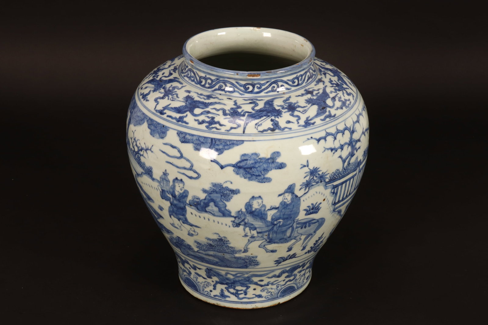 Large Chinese Blue and White Porcelain Jar, (1 of 7)