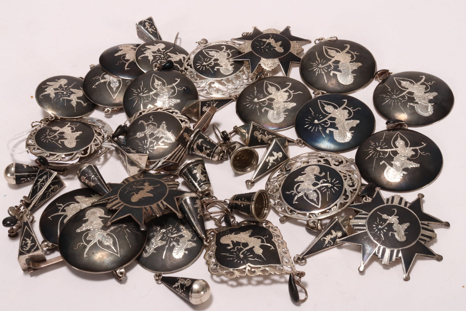 Large Quantity of Thai Sterling Silver Jewellery,: mark Siam, sterling, 925, comprising pendants, brooches and earrings, total weight 302g (qty)