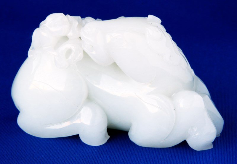 Superb Chinese Mutton Fat Jade Horse,: depicted seated on all fours, with monkey on back with lingzhi, l 9cm