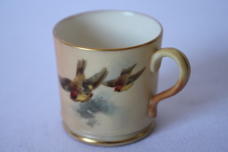 Royal China Works, Worcester, Blush Mug,: of demitasse size