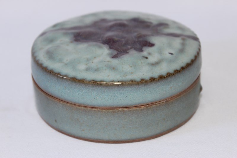 Chinese Jun Glaze Box and Cover, (1 of 5)