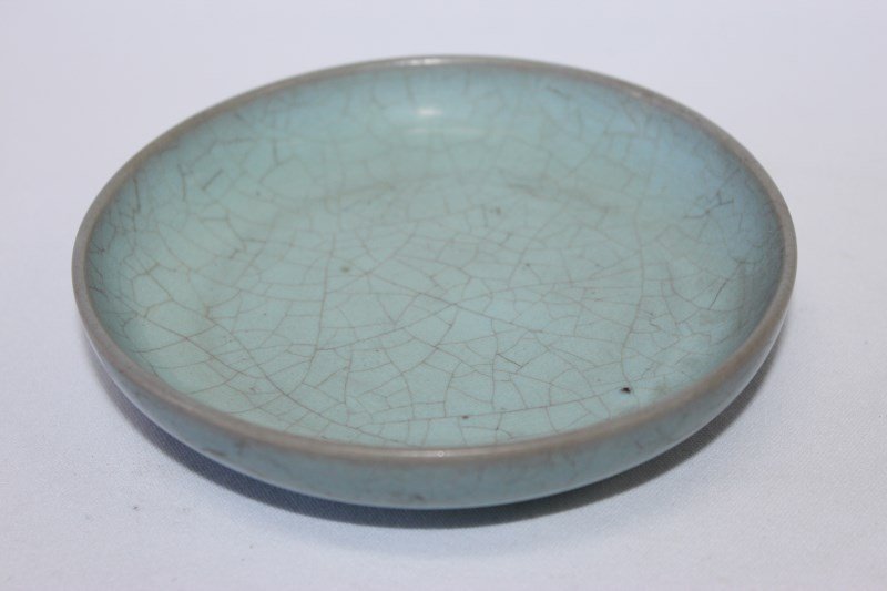 Chinese Porcelain Crackle Glaze Dish, (1 of 3)
