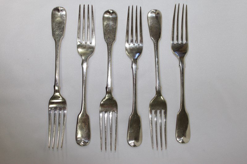 Six Victorian Sterling Silver Entree Forks,: hallmarked London 1840, makers marks rubbed, fiddle pattern, total weight 240gms, (6)