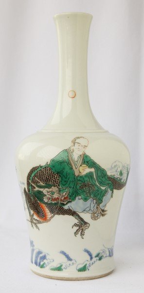 Chinese Famille Vert Vase,: of mallet shape, decorated with immortal riding on the back of a dragon, in tones of green, blue and orange, six character mark within double ring circles to base, h 29cm