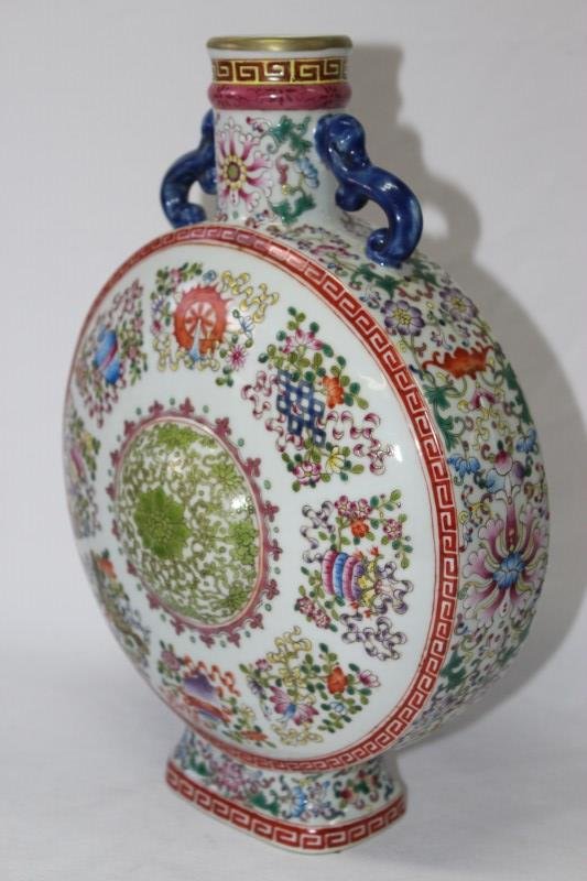 Good Chinese Porcelain Moon Flask,: beautifully decorated eight Buddhist emblems, surrounding a lotus flower, in rich tones of blue, orange, pink and green, seal mark to base, h 33cm