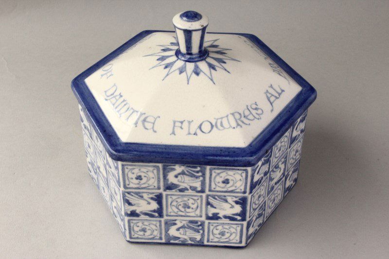 Rare Royal Doulton Arts and Crafts Box and Cover, (1 of 6)