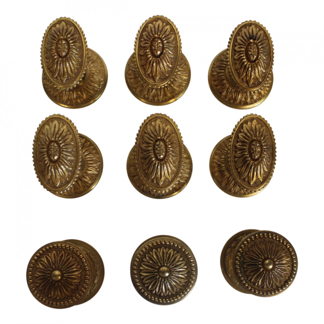 Group of Bronze and Brass Antique Hardware: Group of Bronze and Brass Antique Hardware Measuring