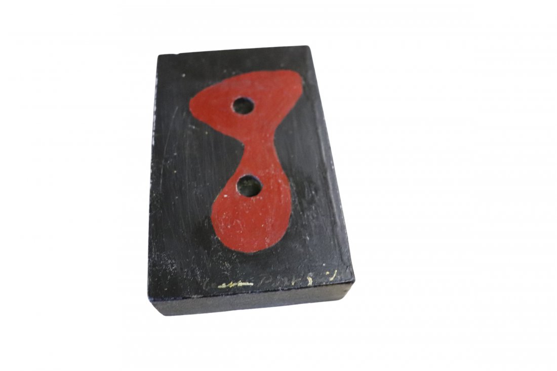 Leon Polk Smith Small Sculpture: Leon Polk Smith Small Square Art Object Signed. Metal or Wood. Measuring: 4.25 x 2.75 x 1 inch. Good condition.We do not guarantee or make any claim to authentication. The buyer needs to do their due