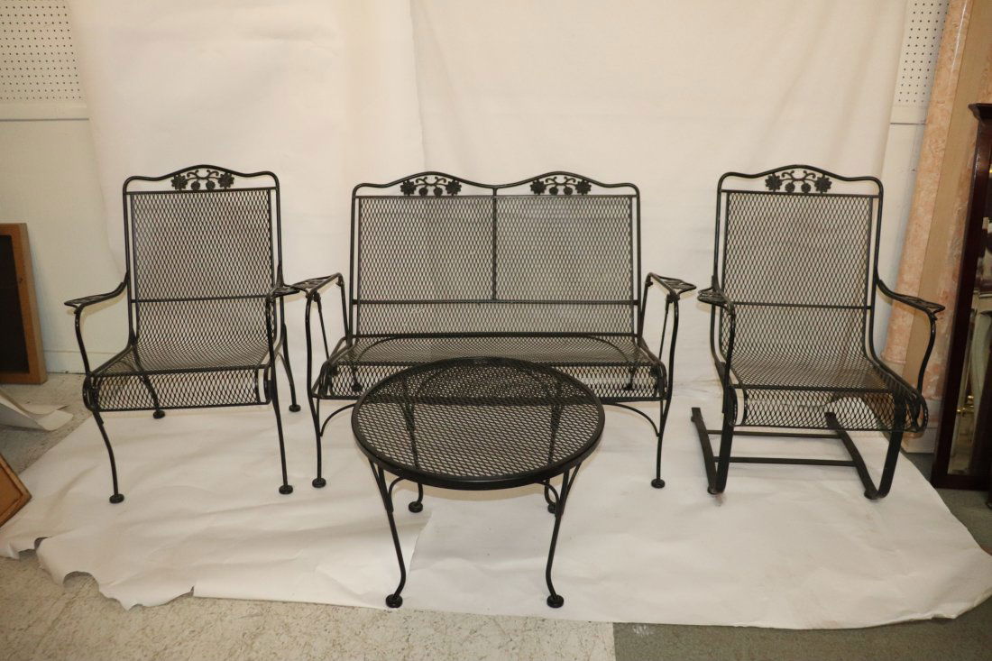 Outdoor Garden Set Black Iron Attributed To Woodard (1 of 4)