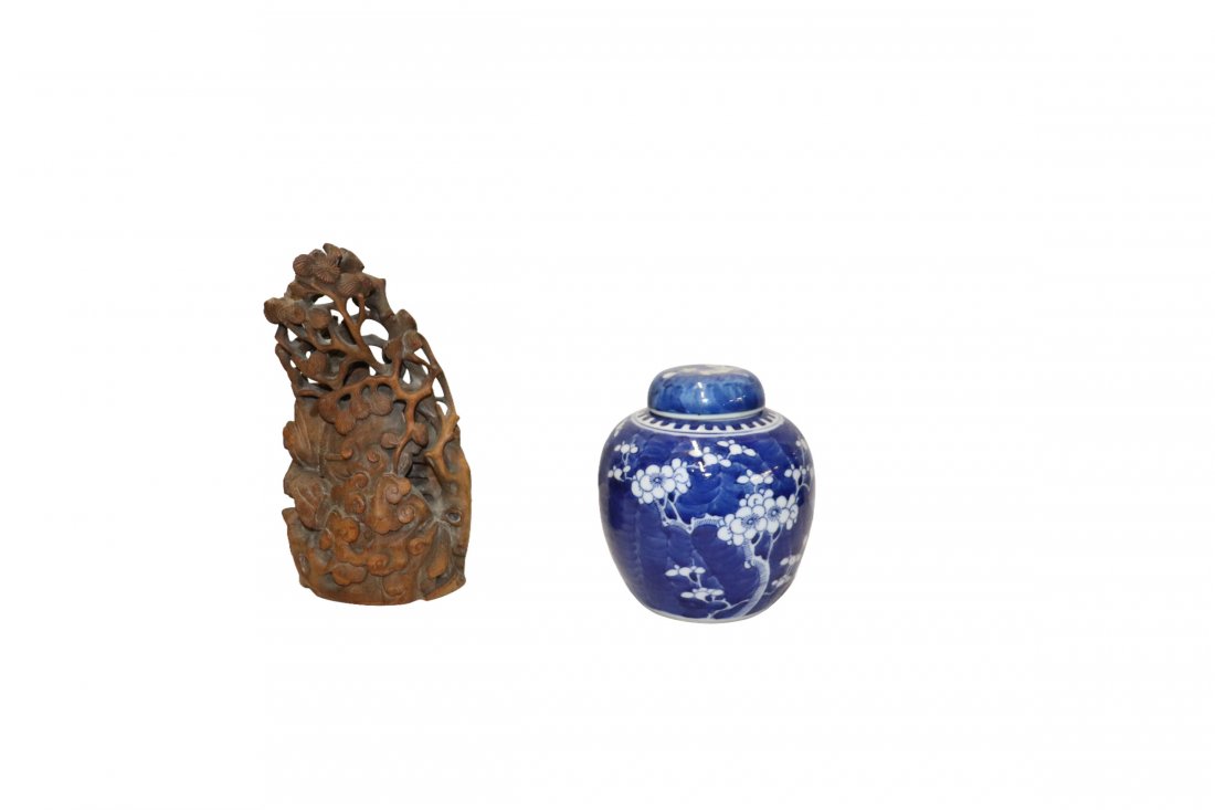 2 Chinese Antique Items A Ginger Jar & Wood Carving (1 of 8)