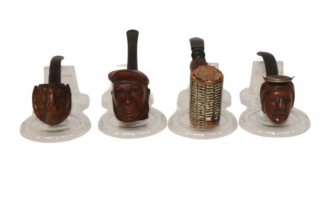 Collection of 4 Vintage Briarwood Pipes: Nice collection of 4 Vintage Briarwood pipes. 1 Meerschaum corn cobb pipe, 1 carved wood signed Italian Briarwood, and 2 Additional imported Briarwood. All in good condition. Dimensions 6 x 2-5 inches