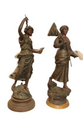 "Les Cerises" Statue signed -Man & Woman: Set of metal Statues "Les Cerises" by Moreau. Man and Woman. Overall good condition. 22x8 inches. Please refer to photos for details
