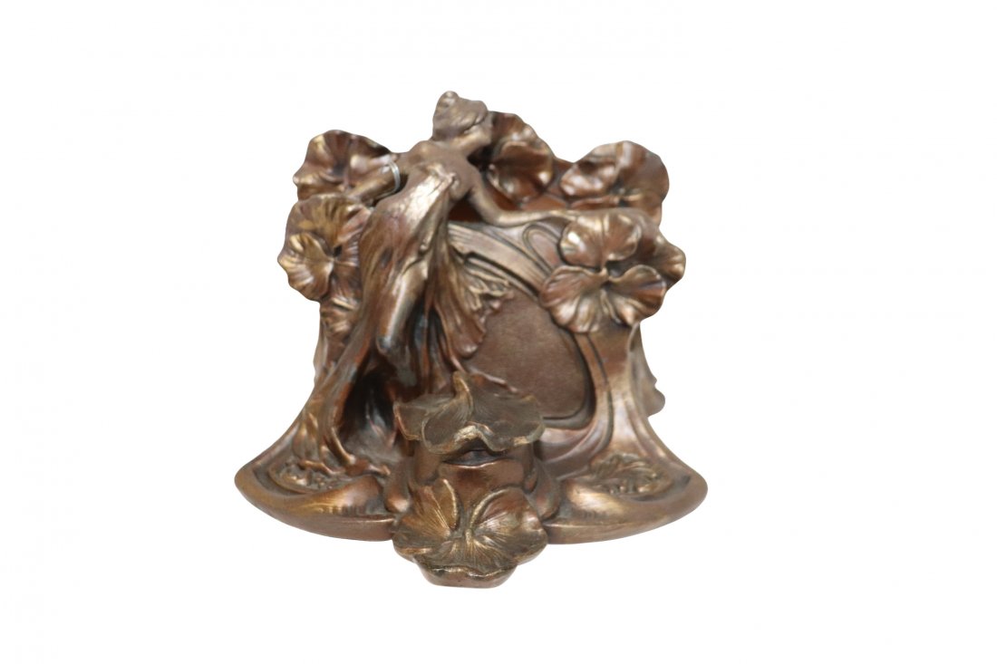 Vintage Metal Inkwell: Vintage metal inkwell 7 sculpture. Great metal with copper finish. Women is pose on a lily. Overall dimension is 6x7x7 inches, and in good condition. Please refer to photo for details