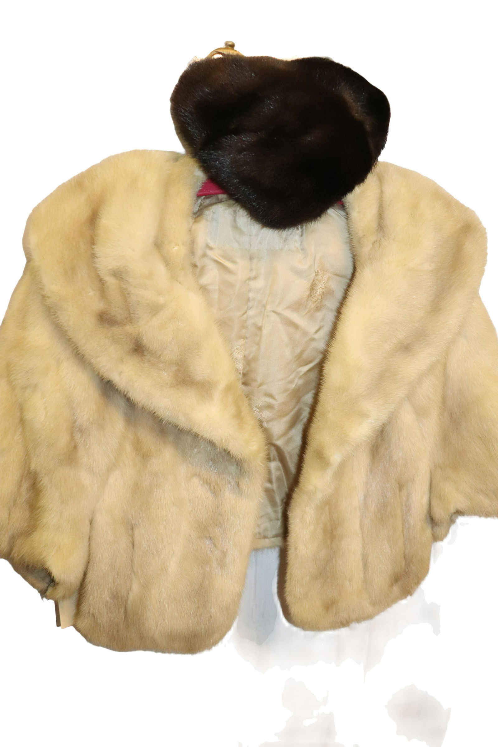 Mink Hat and Shawl (1 of 7)