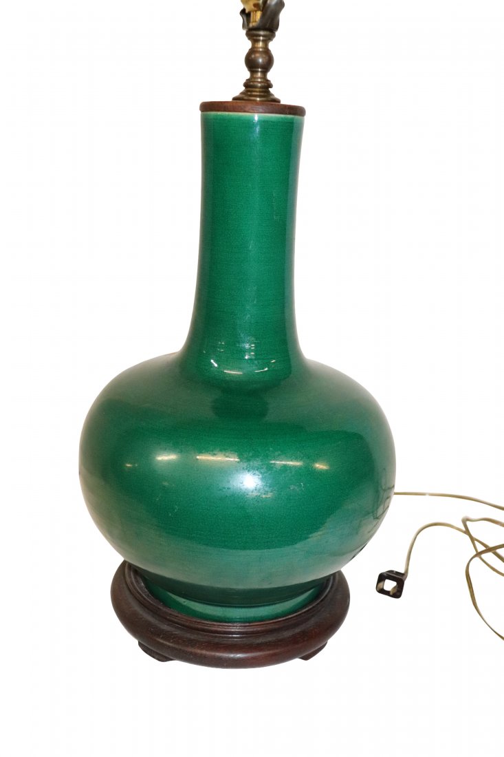 Chinese Porcelain Bottle Neck Vase (1 of 5)