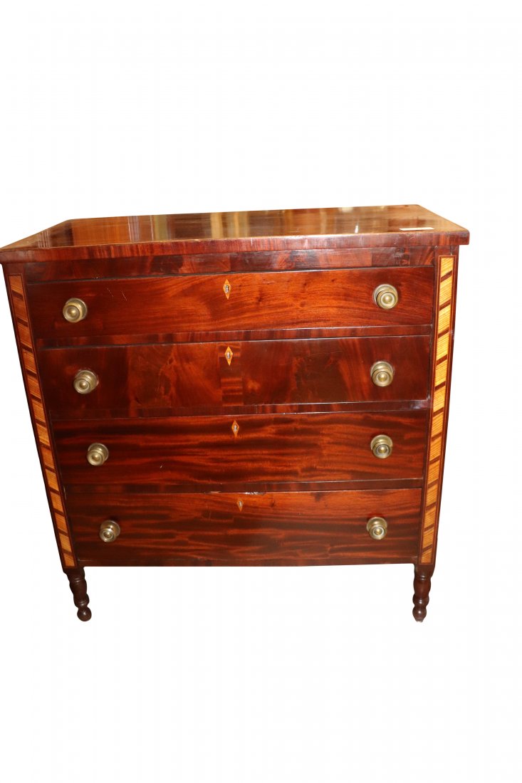 Mahogany 4 Drawer Chest: Mahogany 4 drawer Chest, Dimensions: 40 1/4 inches high x 39 inches x 21 1/2 inches. Please refer to photos for more details. CONDITION Please inspect each lot and deem your own opinions on condition,