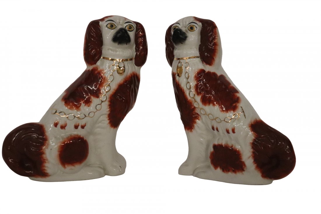 Pair Staffordshire Spaniel Dogs Porcelain Figurines (1 of 3)