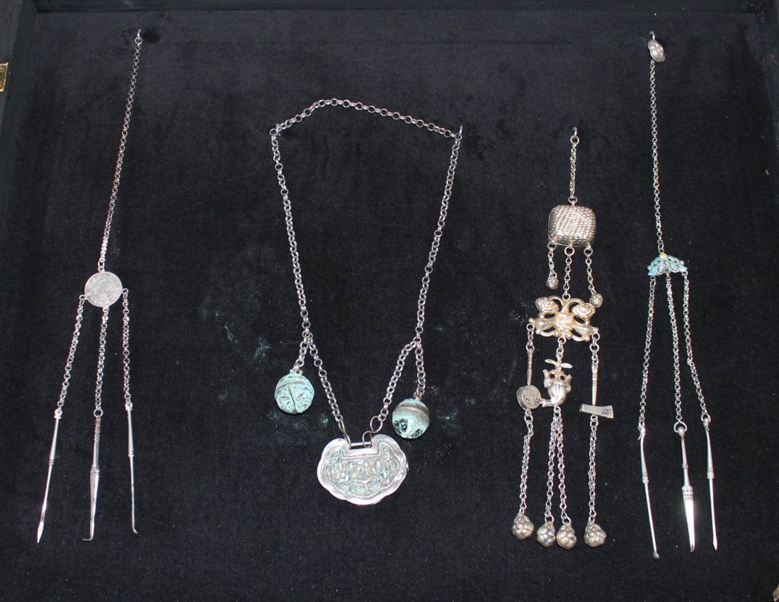 Collection  of 4 19th Century Sterling Silver Chinese Necklaces W Display Case. (1 of 5)