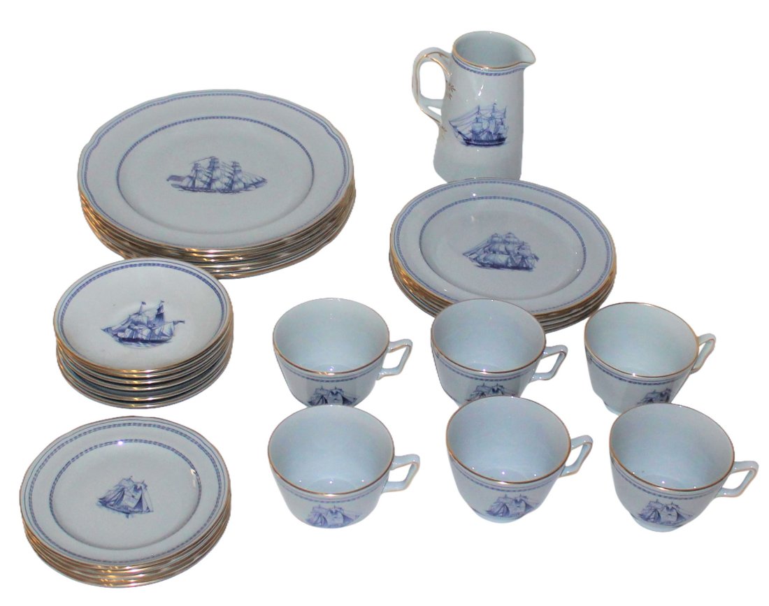 Spode Blue & White Trade Winds Dinner set (1 of 4)