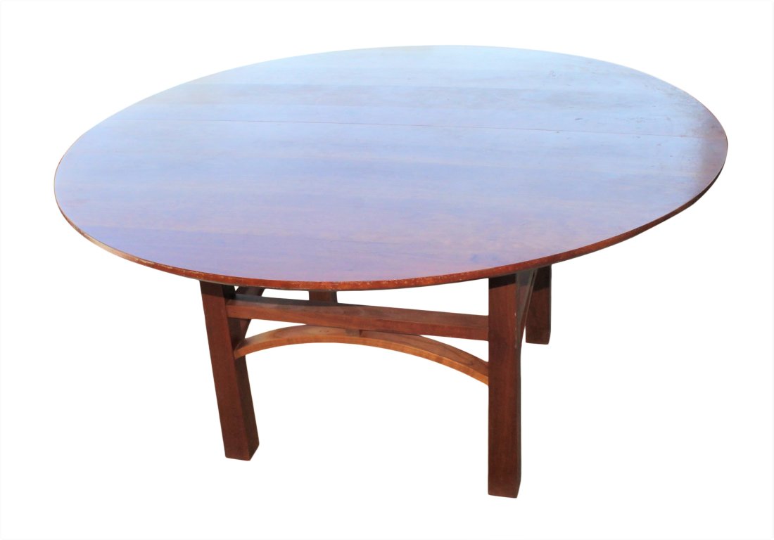 Thos Moser Thomas Moser Cabinet makers signed dining table: THOMAS MOSER CABINETMAKERs, American 60 inch round dining table with one extension leaf. Great detailed Base Dimensions: 60 inches wide x29.5 high. Leaf measures 23 inches wide x 60 inches long. Pleas