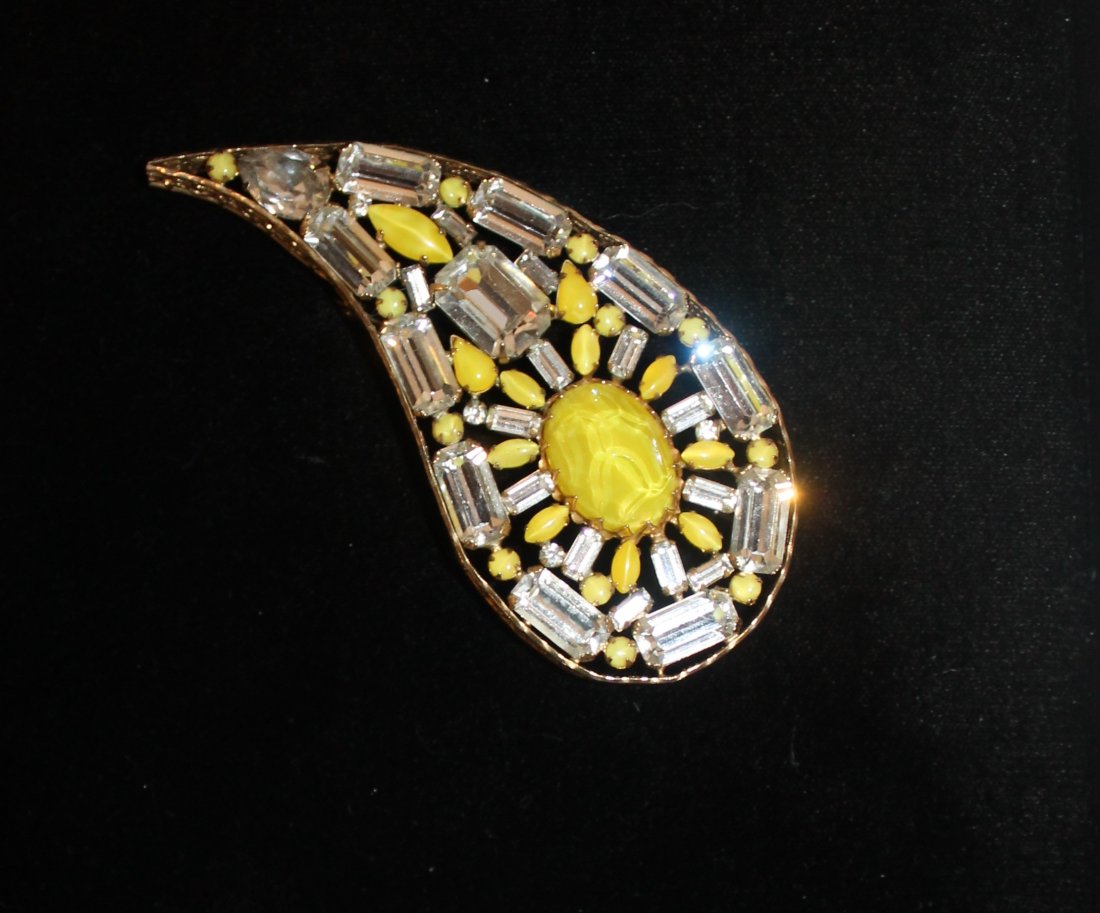 Vintage signed Schreiner Large Brooch (1 of 2)