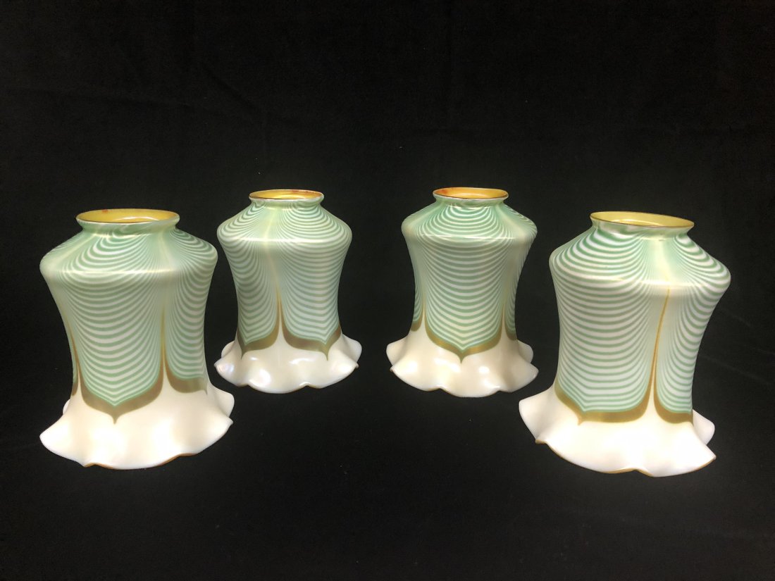 Arts and Crafts Brass Chandelier with Pulled Feather Art Glass Shades (1 of 6)