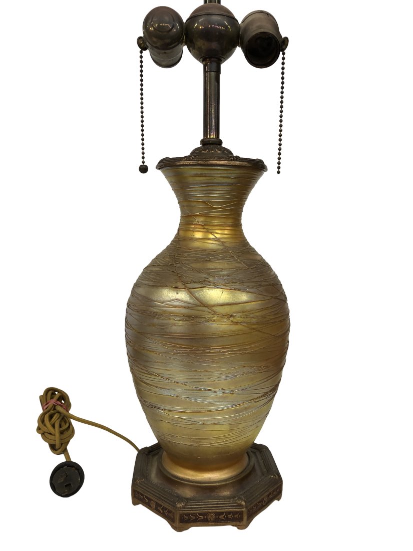 Durand Art Glass Lamp (1 of 4)
