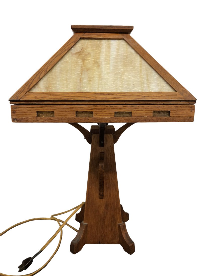 Arts & Crafts Slag Glass & Wood lamp (1 of 5)