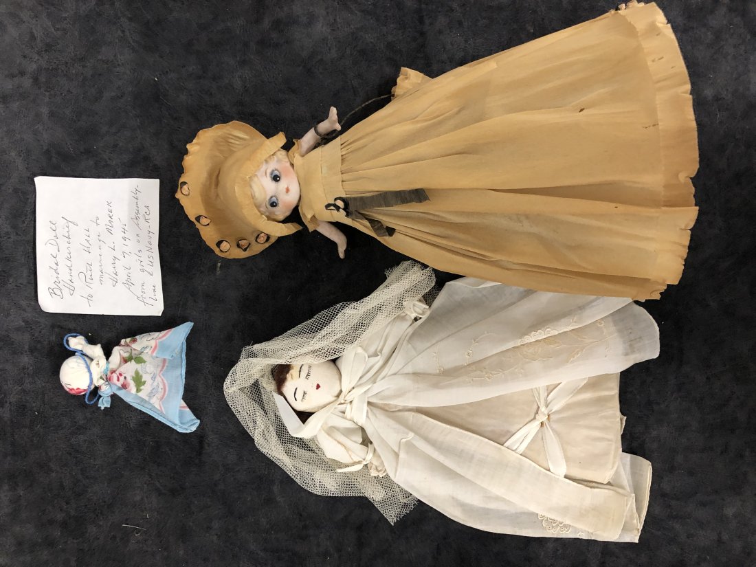 Collection Vintage Kewpie and Handkerchief dolls: Collection Vintage Kewpie and Handkerchief dolls. With provenance from April 1945. These dolls are from a personal collection from a local estate. They were collected over last 60 years from all over 