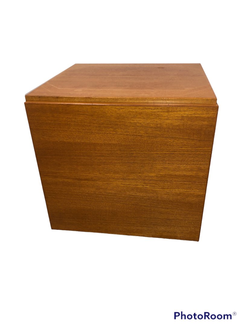 Laurits M Larsen Nesting - Puzzle Table (1 of 5)