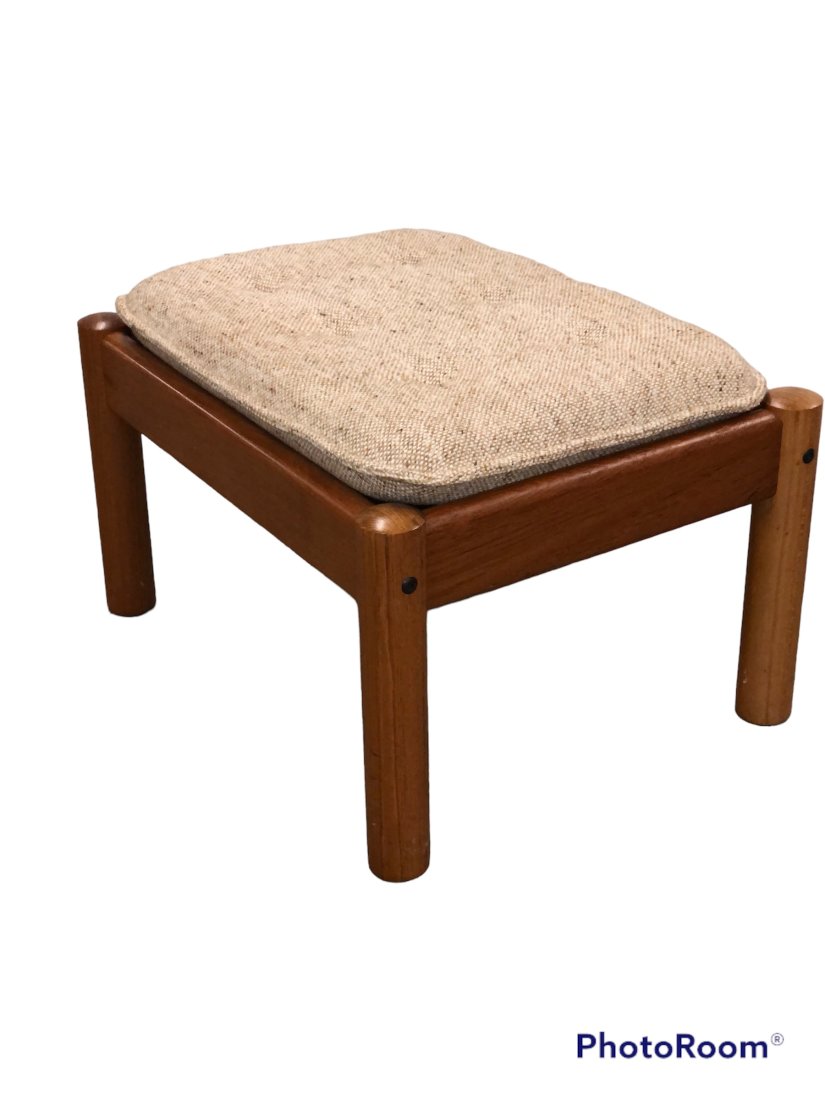 Danish Teak Sttol-Ottoman  Domino Mobler (1 of 4)
