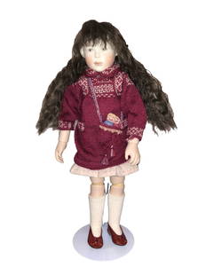 Lynne & Michael Roche Doll - Holly: Roche Doll Holly signed on ear . # 22/100. collection club doll. tall Brunette with satchel with baby dolls These Dolls come from a local estate. Her collection spans over 50 years and dolls from