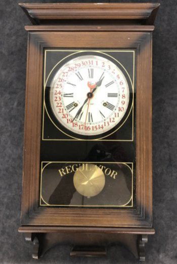 Elgin Regulator 31 day wall Clock: Elgin Regulator wall clock. has key Dimensions: 26.5 inches high x 13 inches wide x 5 inches deep Condition : Expand photos to see additional details. For more information or condition report email du